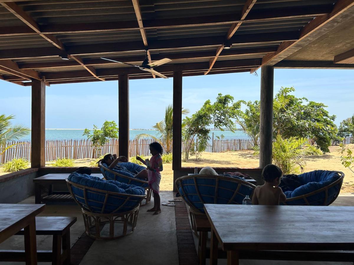 Arasi Resort Kalpitiya Buitenkant foto