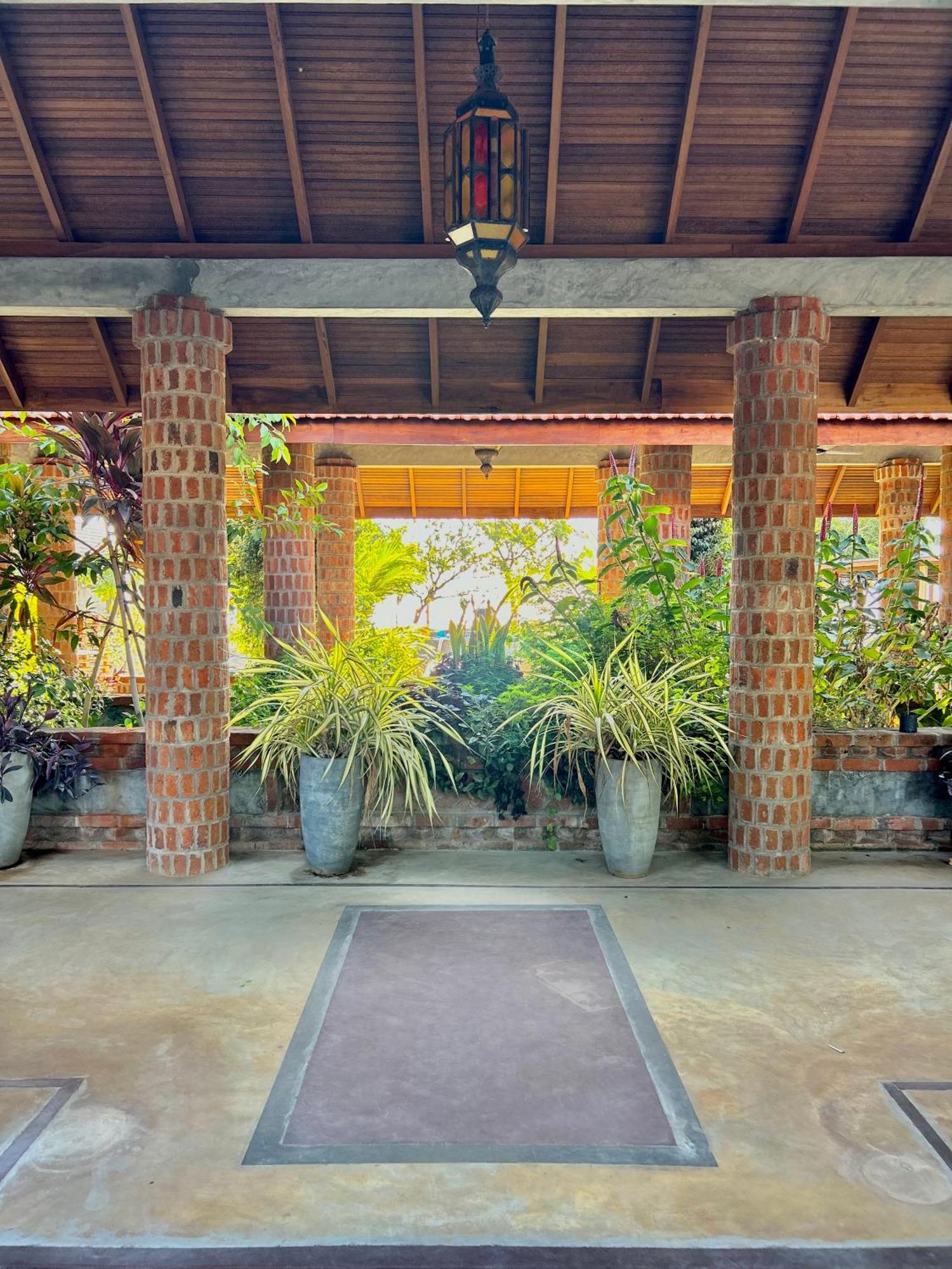 Arasi Resort Kalpitiya Buitenkant foto