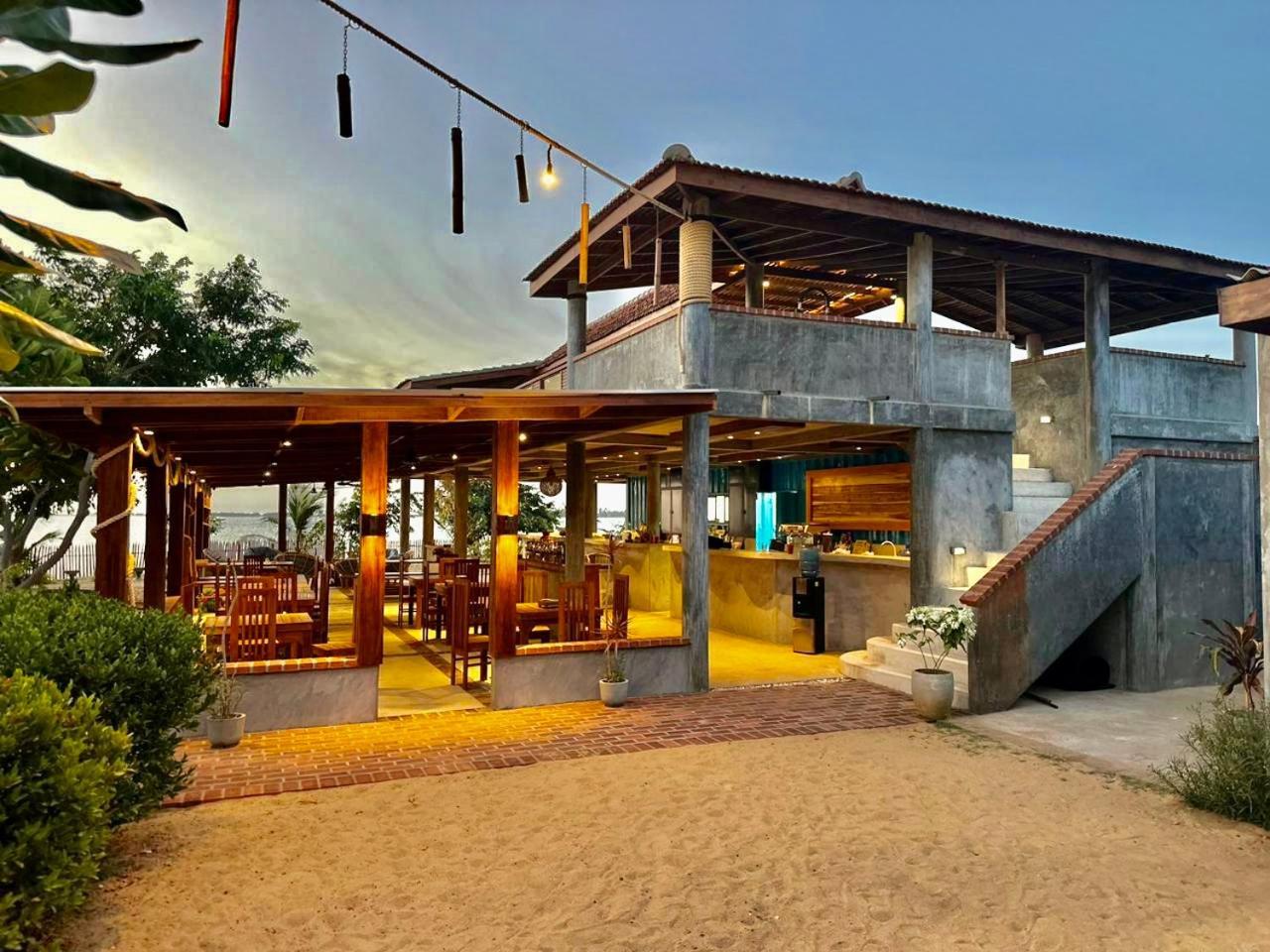 Arasi Resort Kalpitiya Buitenkant foto