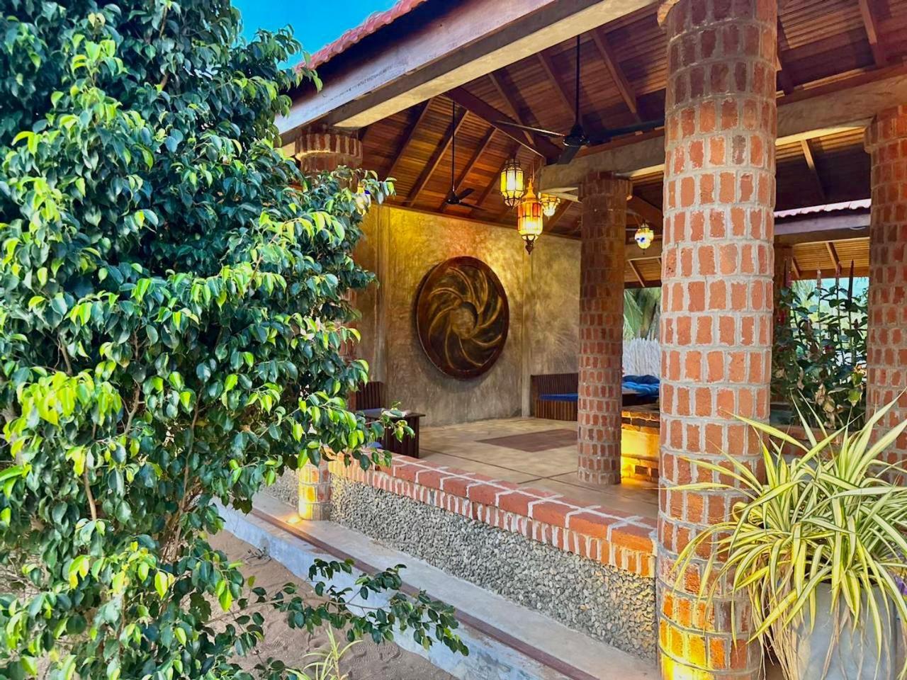 Arasi Resort Kalpitiya Buitenkant foto