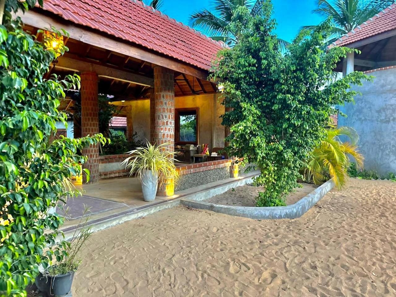 Arasi Resort Kalpitiya Buitenkant foto